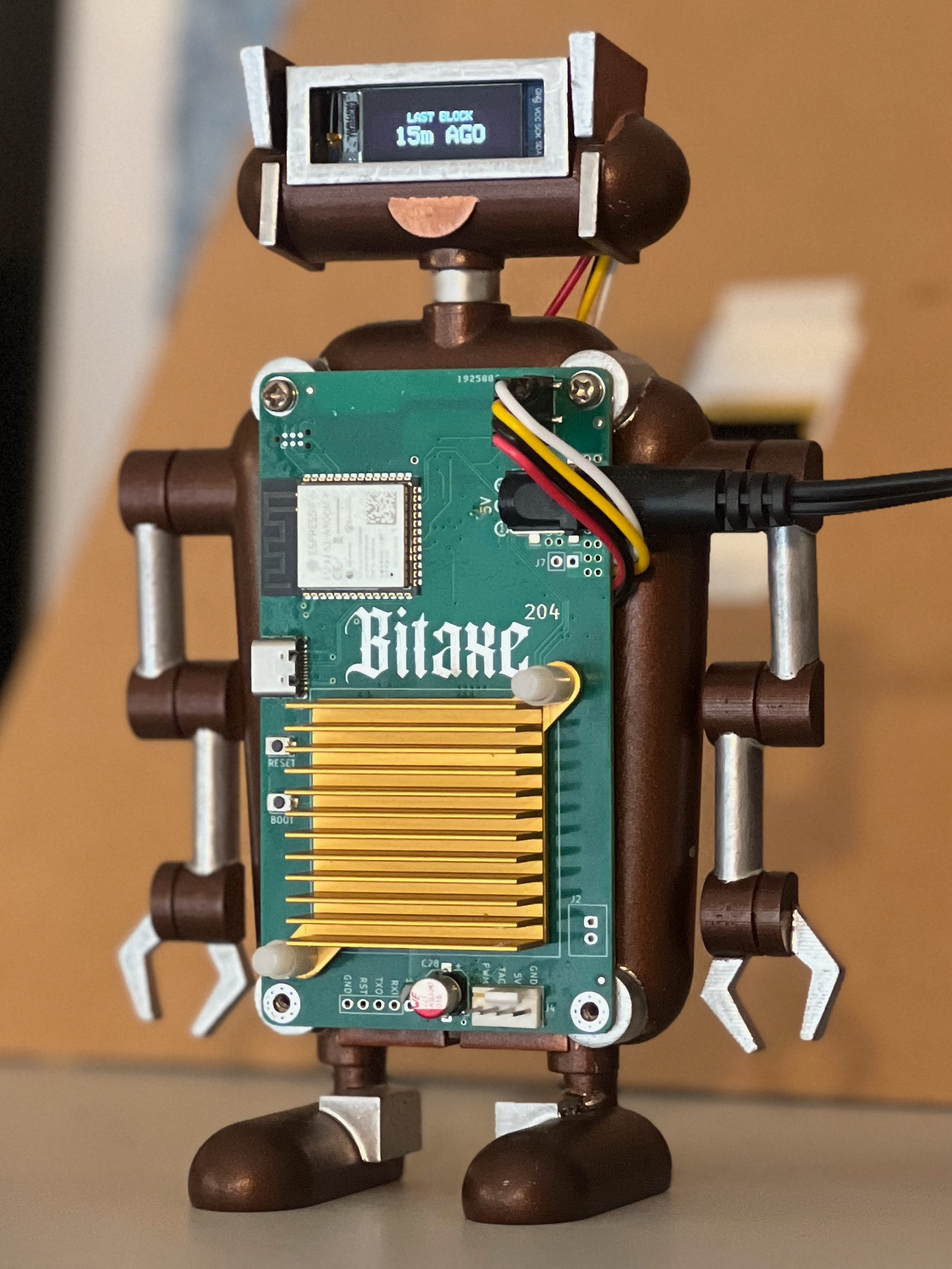 Bitaxe Robot Ticker